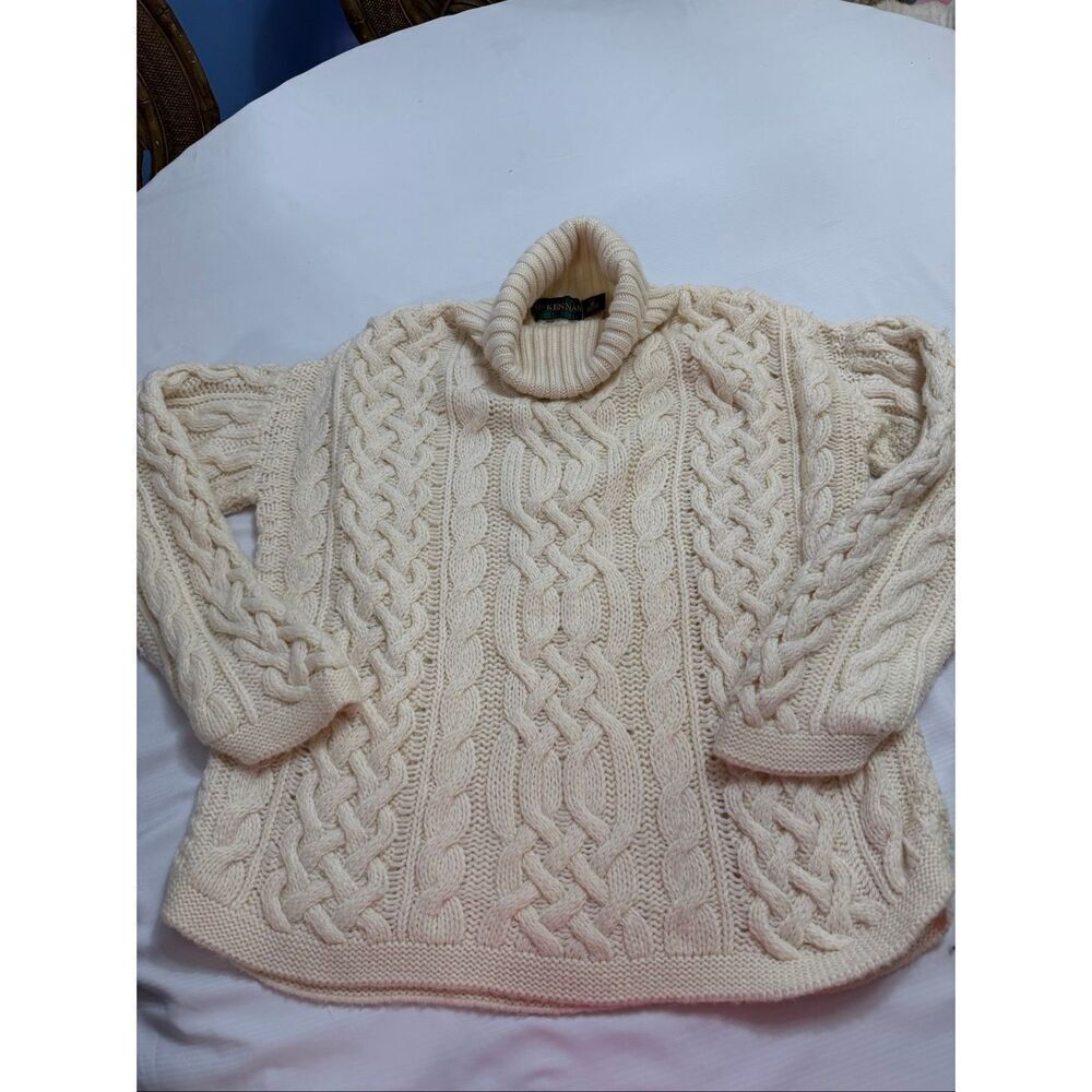McKennas Cream Fisherman Turtleneck Sweater Size Medium